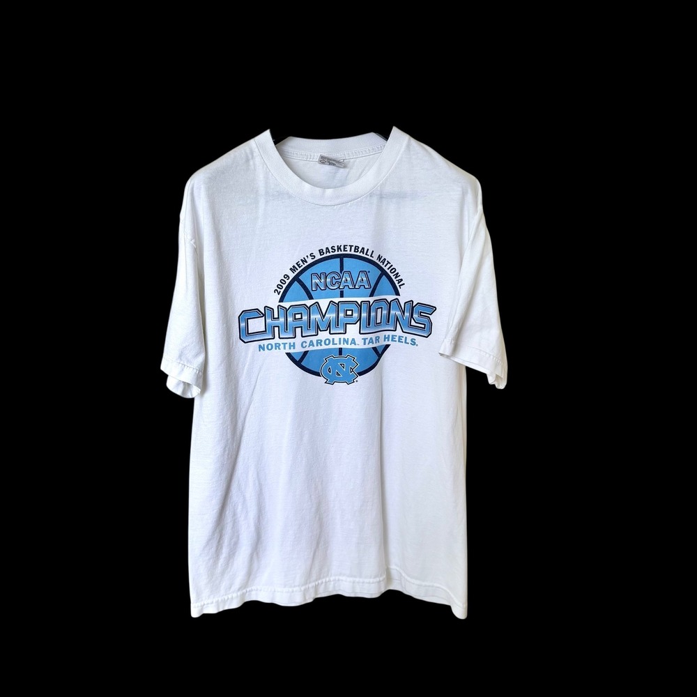 UNC Tar Heels 2009 NCAA Basketball National Champions T-Shirt Mens Large White